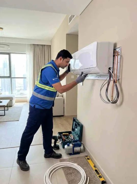 Professional AC Installation Service in Dubai